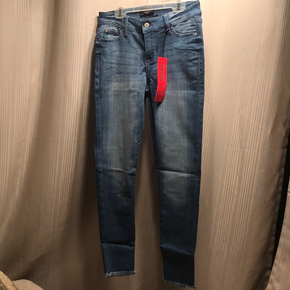 Celebrity Pink Jeans NWT
